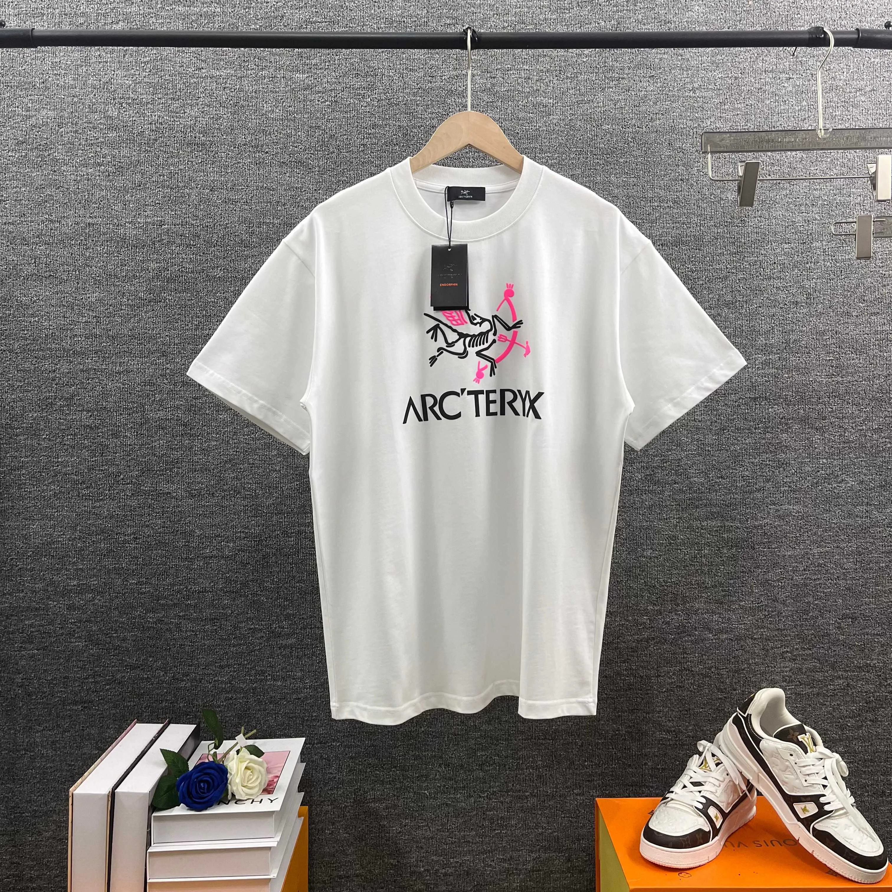 ARC'* * 2026 New Arrival logo T Same Style ：Black White Size： S （90-130 ） M （120-150 ） L （140-165 ） XL （160-180 ） XXL （180 ）